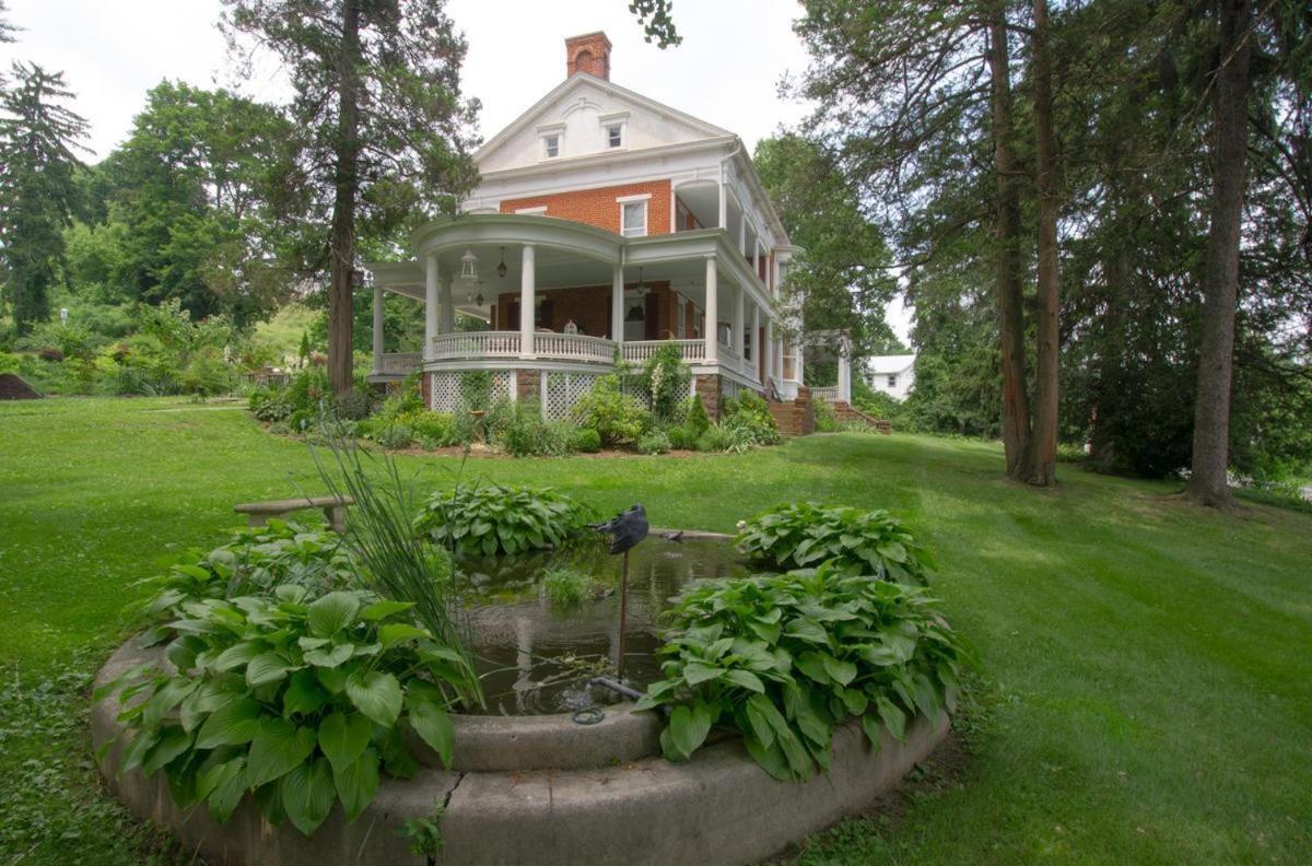 Bed and Breakfast The Emig Mansion York Esterno foto